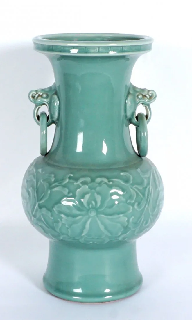 Makuzu Kozan Japanese Signed Celadon Vase