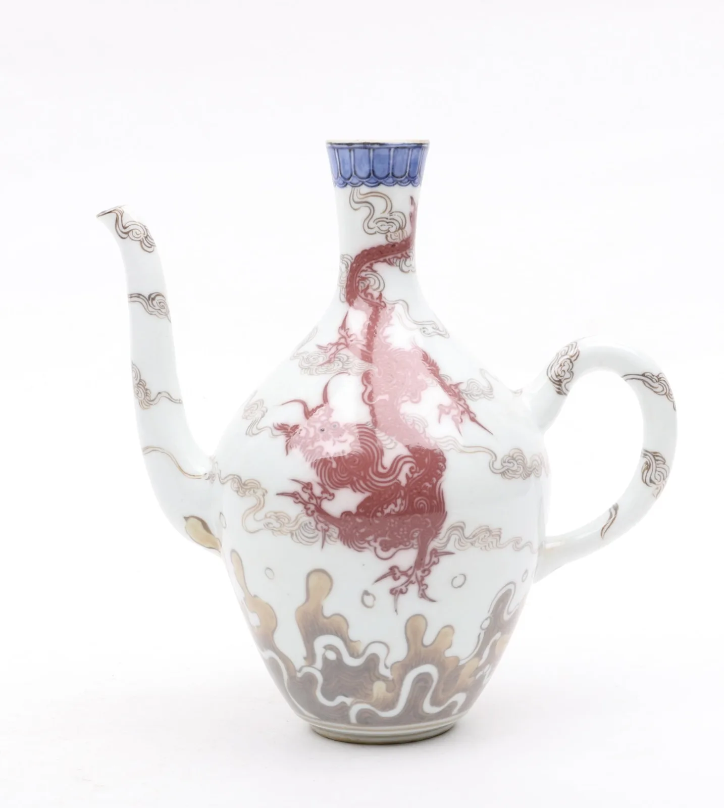 A Japanese Porcelain Ewer by Makuzu Kozan