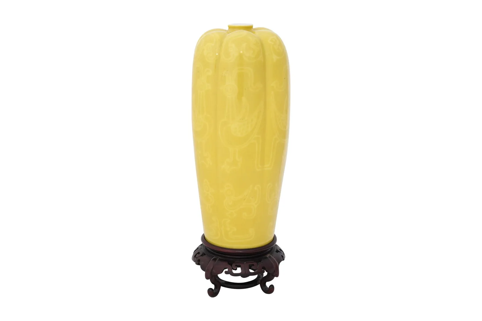 A JAPANESE YELLOW-GROUND SATSUMA VASE BY MAKUZU K?ZAN (1842 – 1916) Meiji / Tais